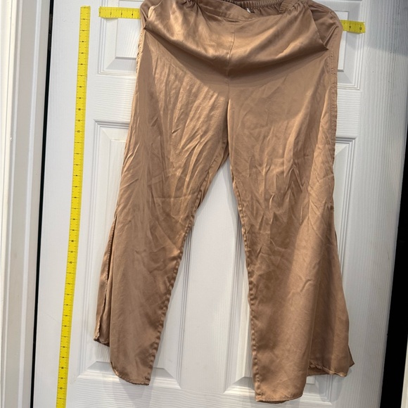 LUNYA Washable Silk Pants (matching pieces also available) - Picture 8 of 14